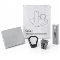 Набір аксесуарів для салону Audi Display Cleaner and Interior Fragrance Set, артикул 80A057800